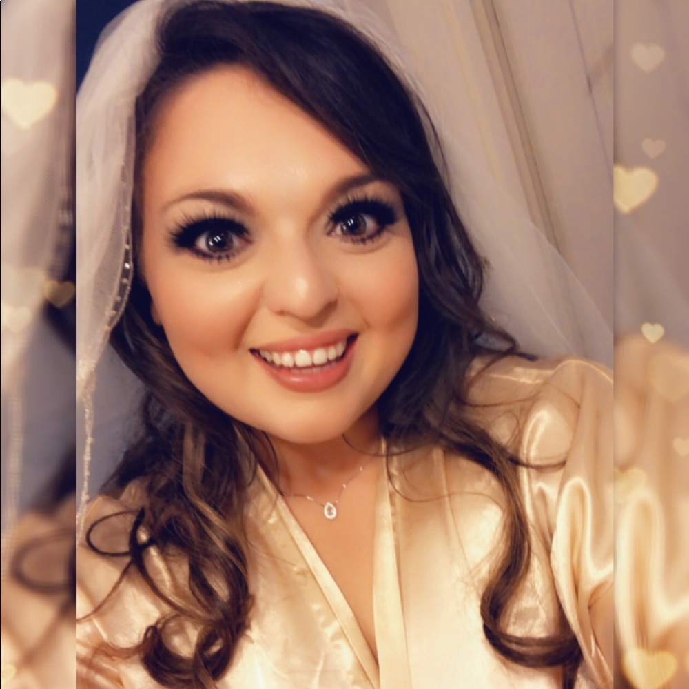 Meet your Posher, Ashtin